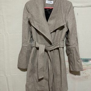 Calvin Klein tan/cream wrap coat sz S